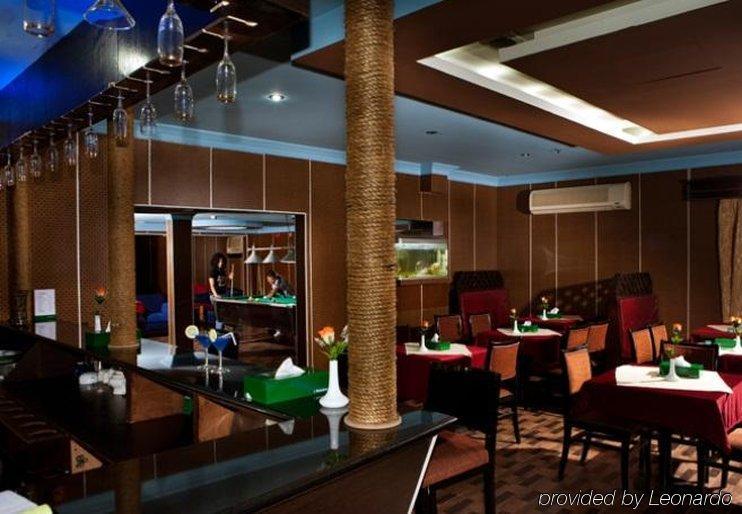 Concord International Hotel Manama Restaurant photo